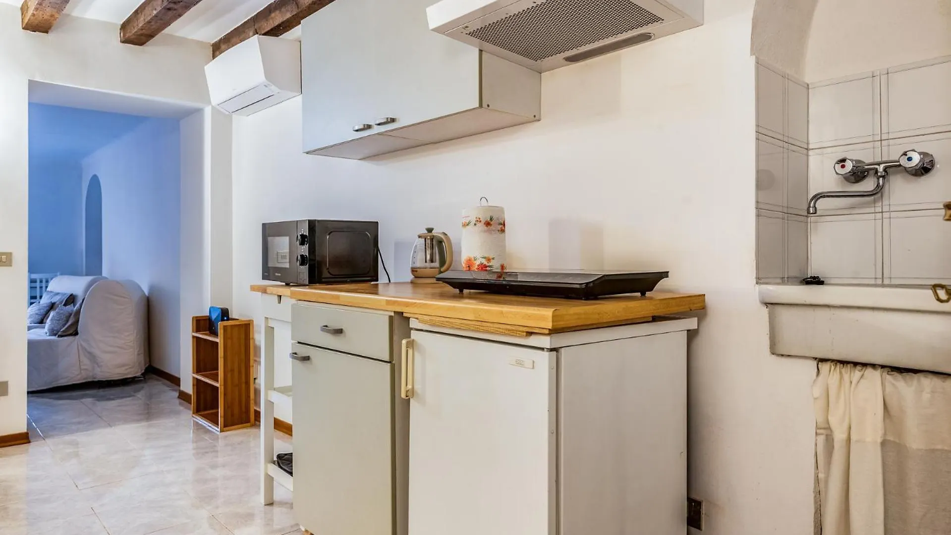 Milano Brand New 3 Pax Wi-Fi - Darsena Via Mortara Apartment 0*, Milan Italy